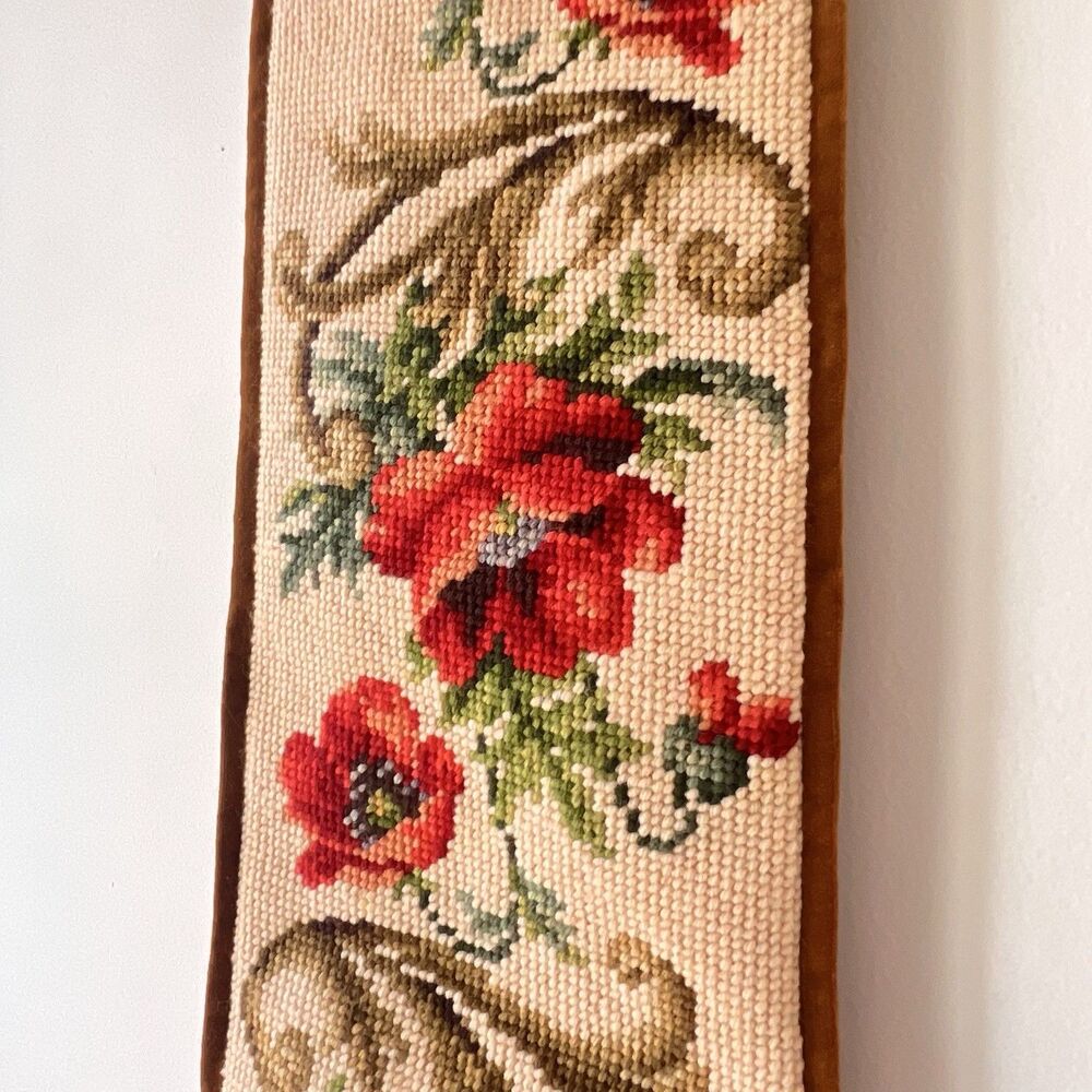 Vtg 7Os Poppies Needlepoint Bell Pull Wall Hanging Tapestry Brass Hardware - Picture 6 of 16